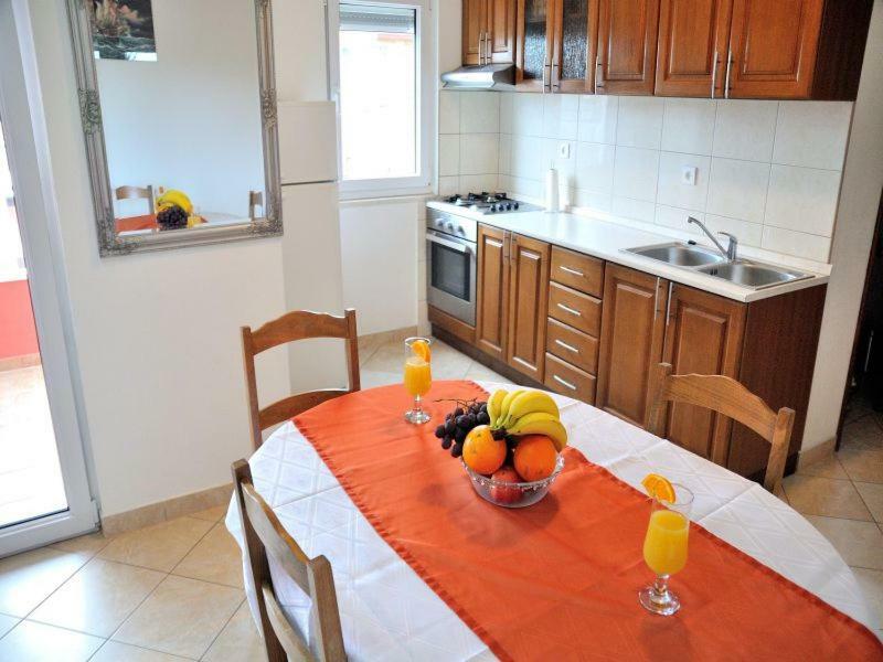 Apartments Mira โรกอซนิซา ภายนอก รูปภาพ