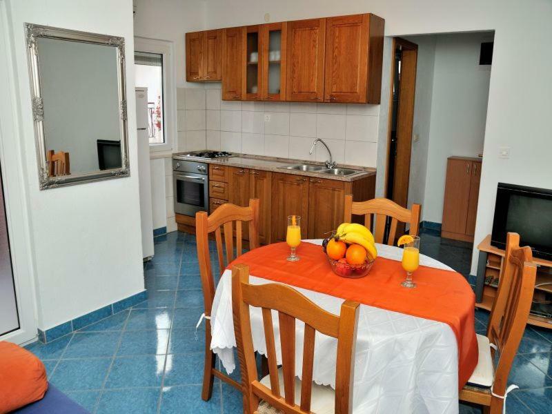 Apartments Mira โรกอซนิซา ภายนอก รูปภาพ