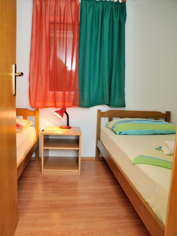 Apartments Mira โรกอซนิซา ภายนอก รูปภาพ